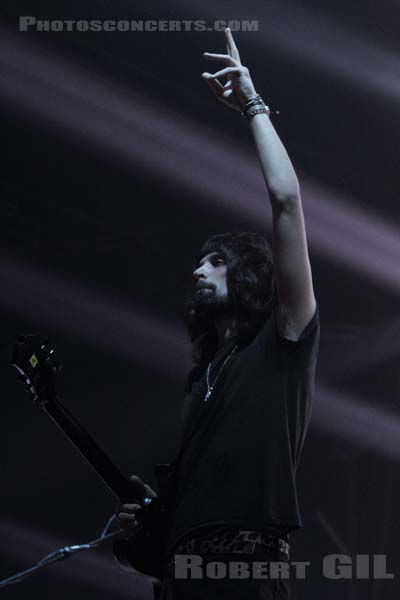 KASABIAN - 2011-11-22 - PARIS - Zenith - 